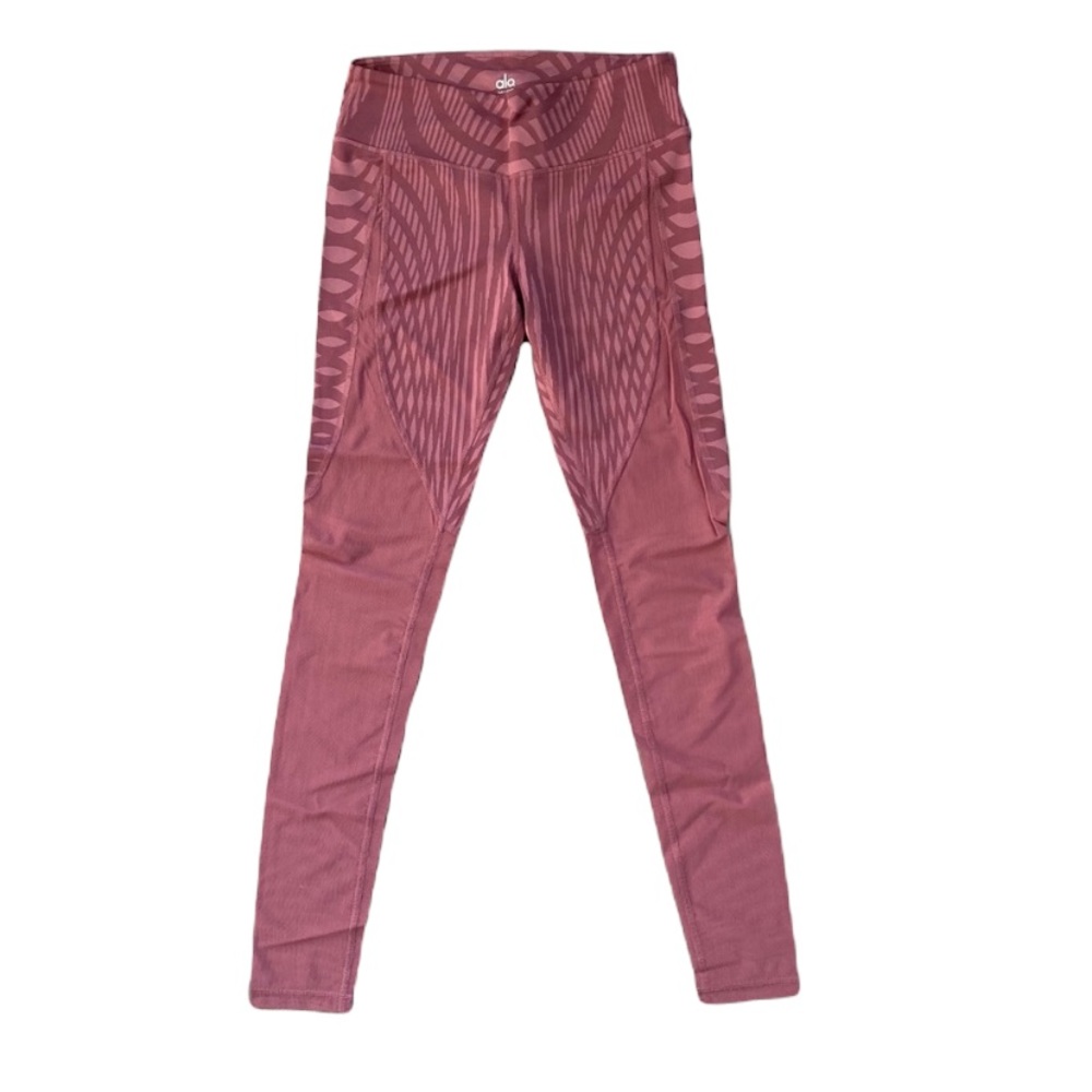 New Alo Yoga Motion Patterned Mesh Panel L…